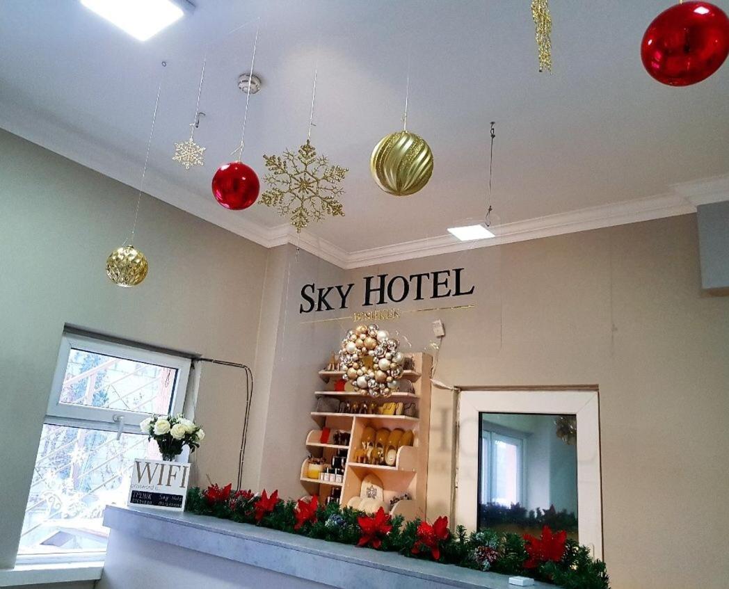 Sky Hotel Bișkek Exterior foto